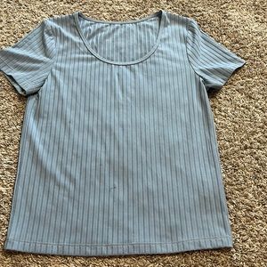 super cute and soft t-shirt!